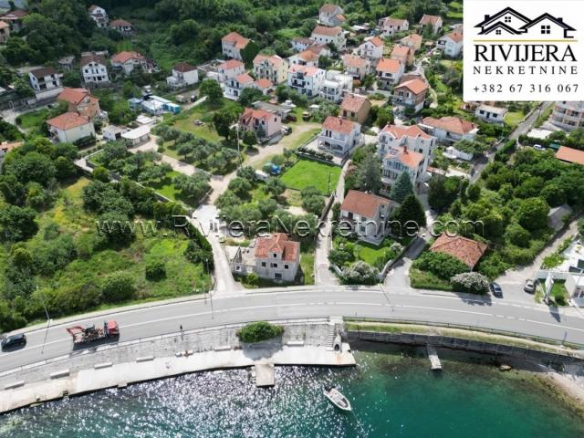 Urbanizovano zemljsite na obali mora Kamenari Herceg Novi