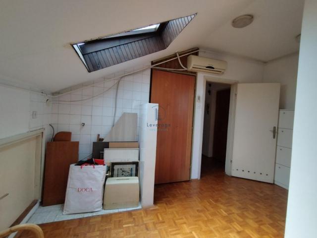 Mirijevo, Šesnaestog oktobra, 93 m2