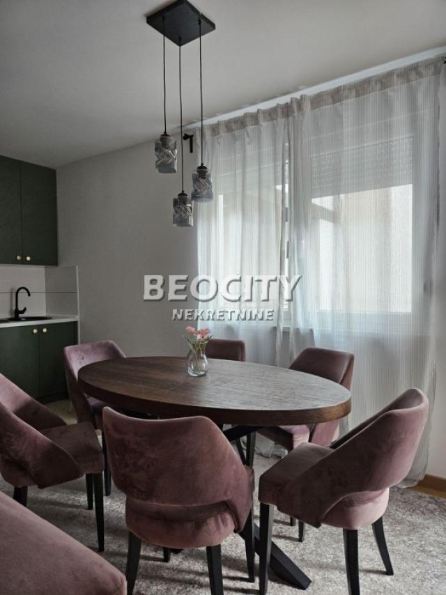 Novi Sad, Telep, Bulevar Patrijarha Pavla, 2. 5, 56m2, 800EUR