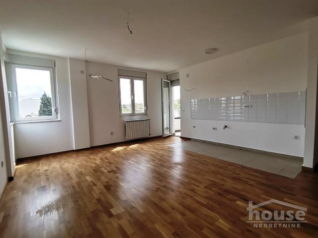 Stan NOVI SAD, PETROVARADIN, kv: 80, € 164800, ID: 1059876