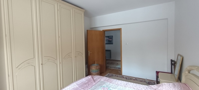 VELIKA KUĆA 600 M2 U SR. KAMENICI , PLAC 570