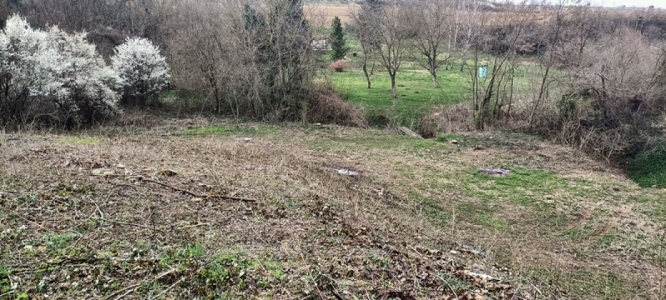 Plac 3480 m2 u građevinskoj zoni-Čerević