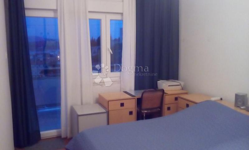 Flat Grad, Šibenik, 109m2