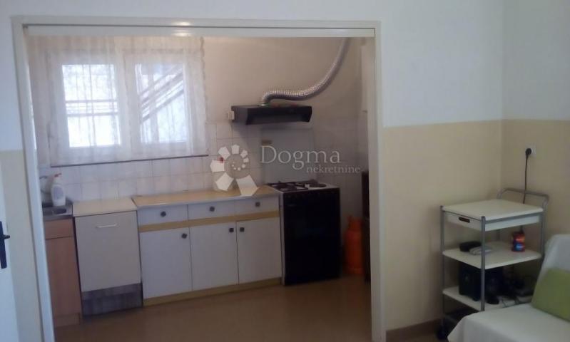 Flat Grad, Šibenik, 109m2