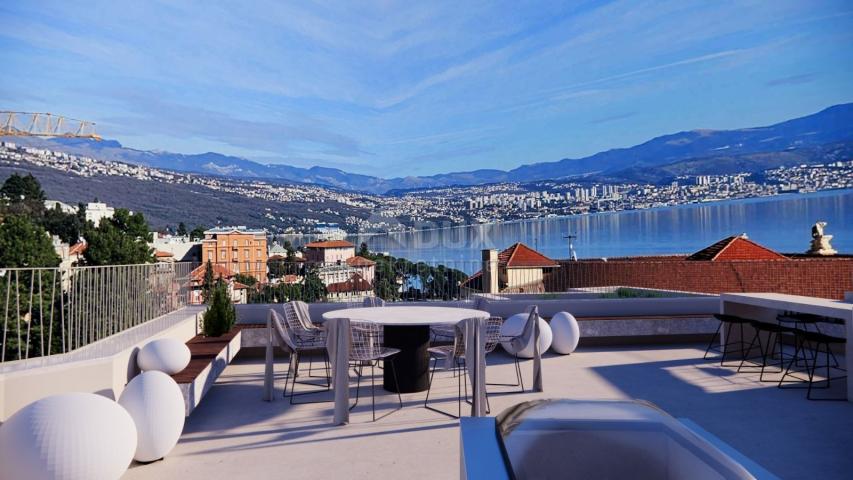 OPATIJA, CENTAR – luksuzan penthouse u centru Opatije, privatna pozicija i krovni bazen, samo 200m o