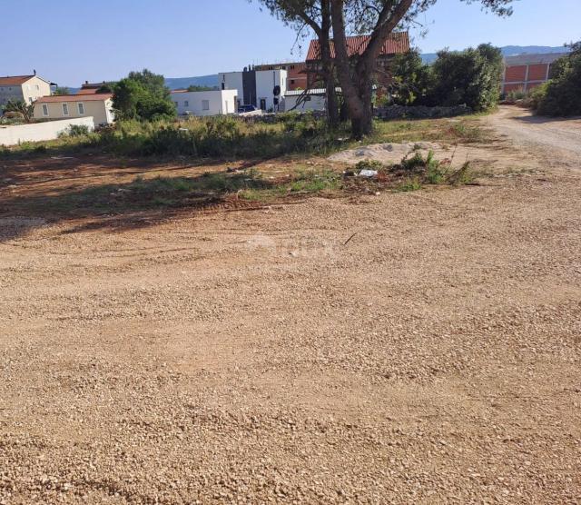 ZADAR, TURANJ - Building plot near the sea