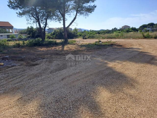 ZADAR, TURANJ - Building plot near the sea