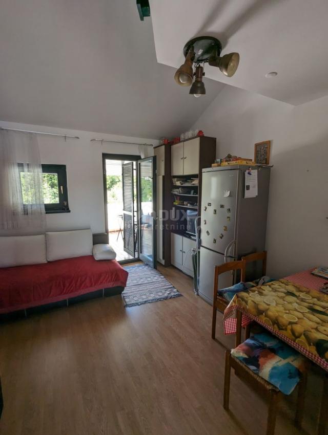 SENJ, STINICA, Wohnung mit Garage im ersten Stock, Balkon, Meerblick