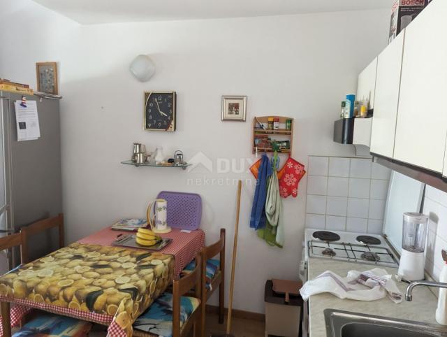 SENJ, STINICA, Wohnung mit Garage im ersten Stock, Balkon, Meerblick