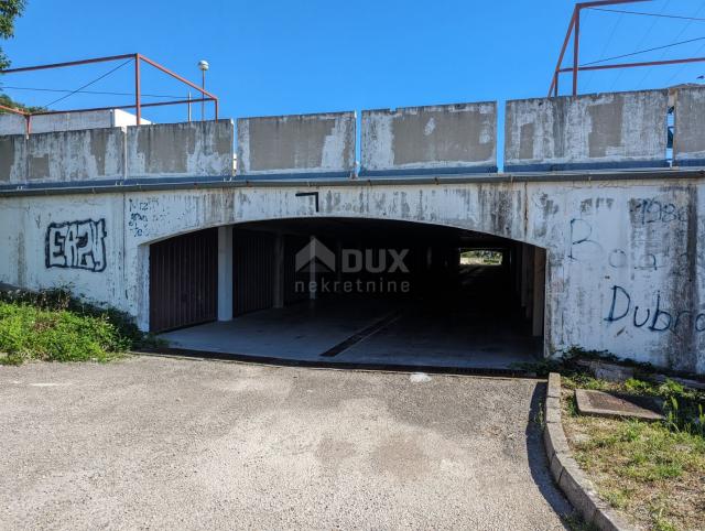 SENJ, STINICA, Wohnung mit Garage im ersten Stock, Balkon, Meerblick