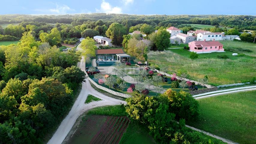 ISTRIA, ŽMINJ - Spacious land on the edge of the village