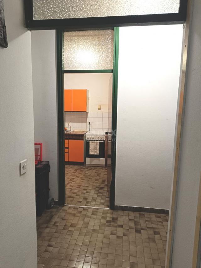 ISTRIEN, PULA 2BR+DB Wohnung in Šijana 69 m2 - TOLLE LAGE!!