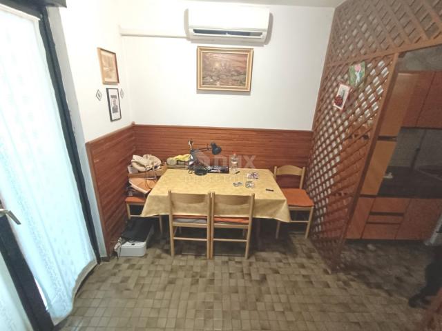 ISTRIEN, PULA 2BR+DB Wohnung in Šijana 69 m2 - TOLLE LAGE!!