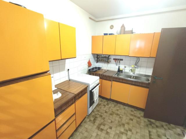 ISTRIEN, PULA 2BR+DB Wohnung in Šijana 69 m2 - TOLLE LAGE!!