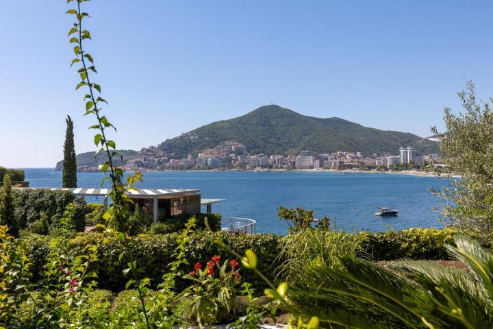 One bedroom apartment, Dukley Gardens Budva