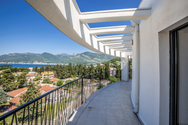 Three bedroom apartment for sale in Tivat