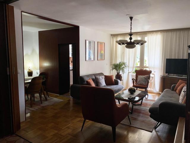 For sale: spacious three-room apartment, 104 m², Bar, Novi Bar