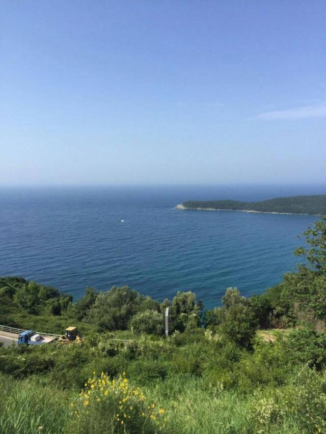 Urbanized land for sale, 955 m2 (GBA: 825 m2), Budva