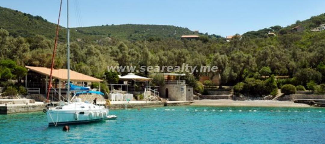 For sale land of 11000 m2 about Zanjice beach