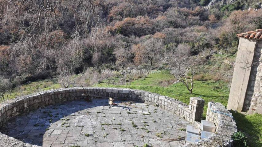 Prodaja, Kuća, 500m2 , BULJARICA I