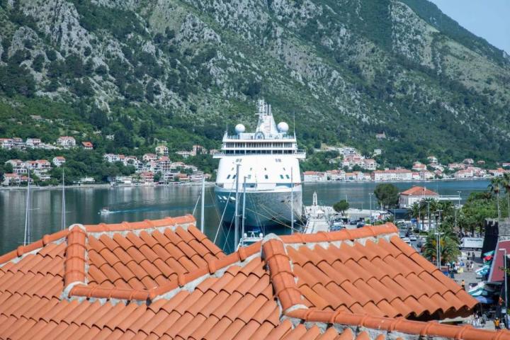 For rent two-floor apartment-Kotor