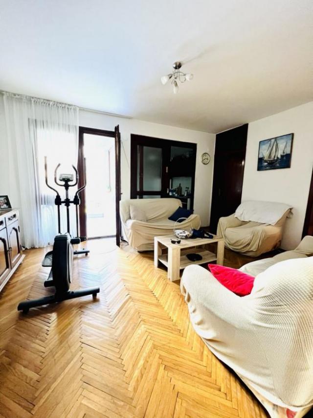 Two-room apartment in Bar, 80m2