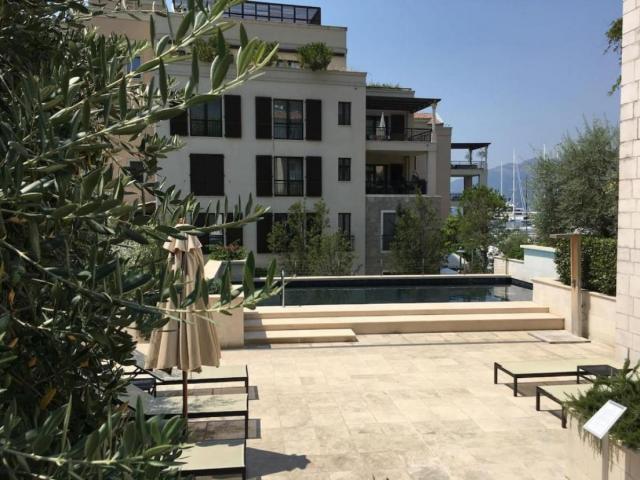 Duplex Apartment with Pool in Tivat