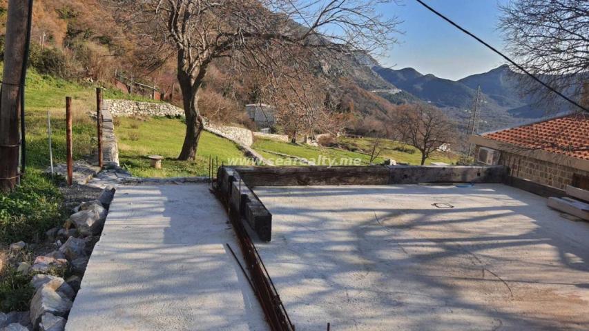 Prodaja, Kuća, 500m2 , BULJARICA I