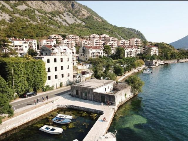 Urbanized land for sale, 2500 m2 (GBA: 750 m2), Kotor, Risan