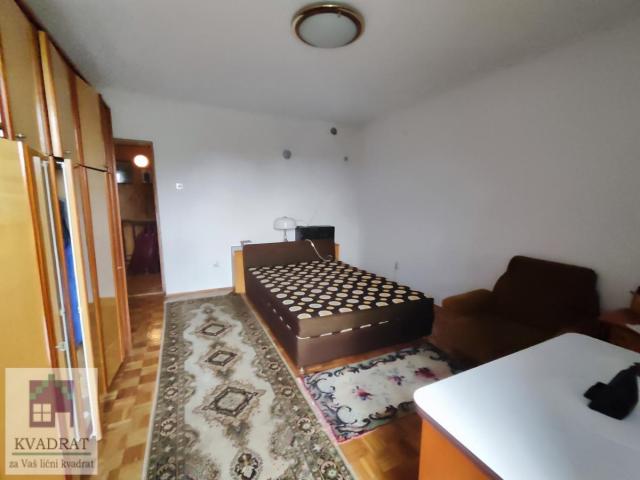 Kuća 202 m² + pomoćni objekti, 26 ari, Obrenovac, Ratari - 135. 000e