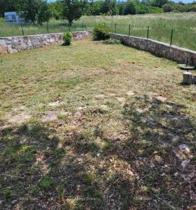 Agricultural land Land for sale in a quiet area, Peroj