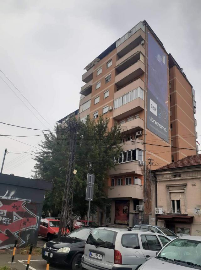 Izdaje se stan kod Dušanovog bazara, 33m2!