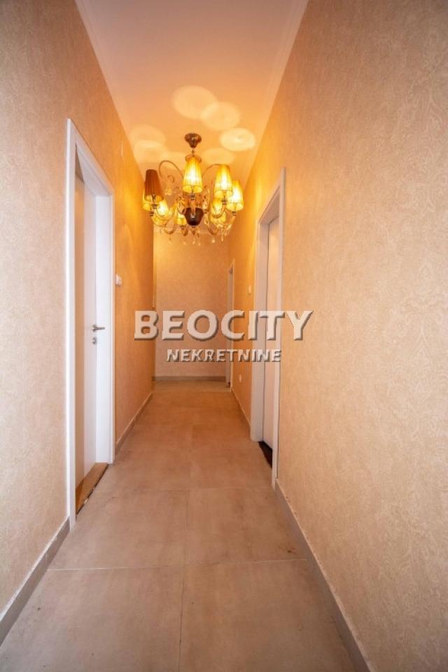 Čukarica, Julino brdo, Marine Veličković, 3. 0, 64m2, 119000EUR