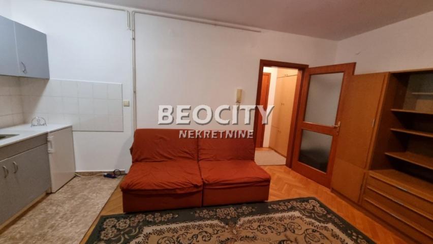 Novi Sad, Sajam, Trg Majke Jevrosime, 0. 5, 25m2, 250EUR