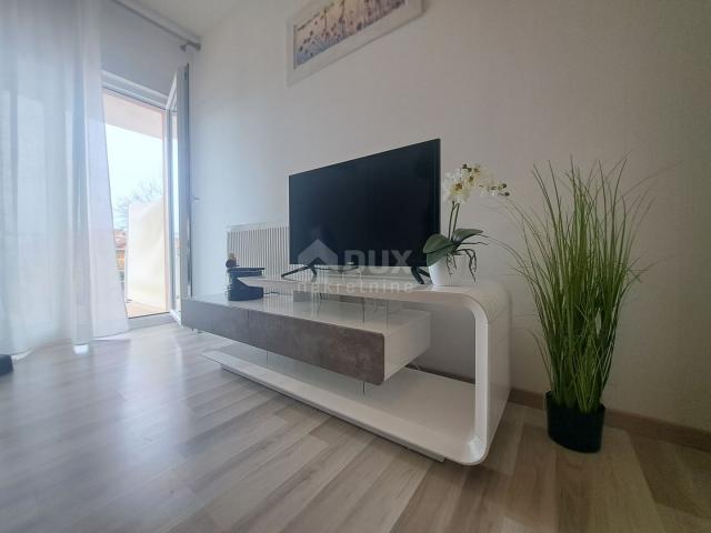 OPATIJA, OPRIĆ - apartmanska vila s 5 apartmana i bazenom