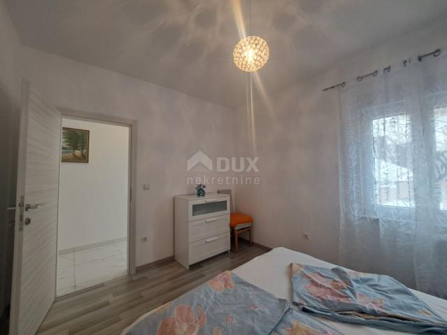 OPATIJA, OPRIĆ - apartmanska vila s 5 apartmana i bazenom