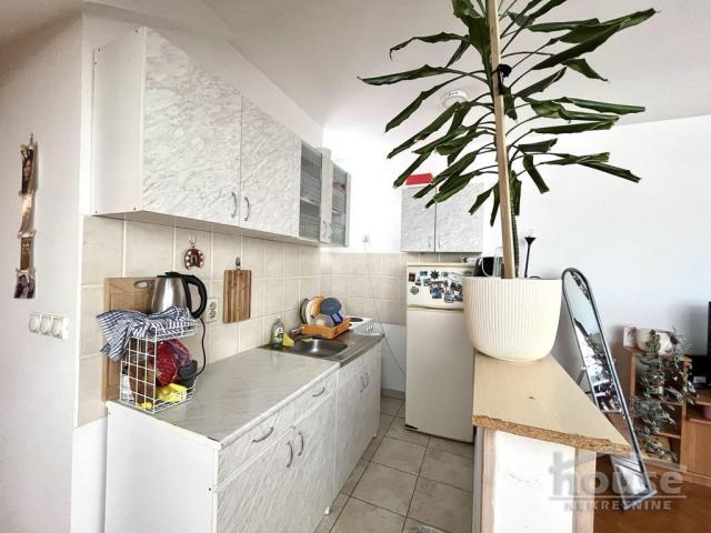 Stan NOVI SAD, GRBAVICA, kv: 42, € 99000, ID: 1061877