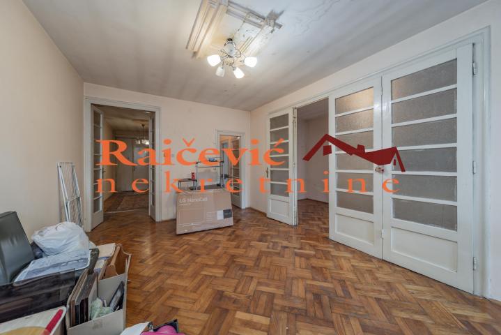 STARI GRAD CENTAR 77m2 , L , 407000e