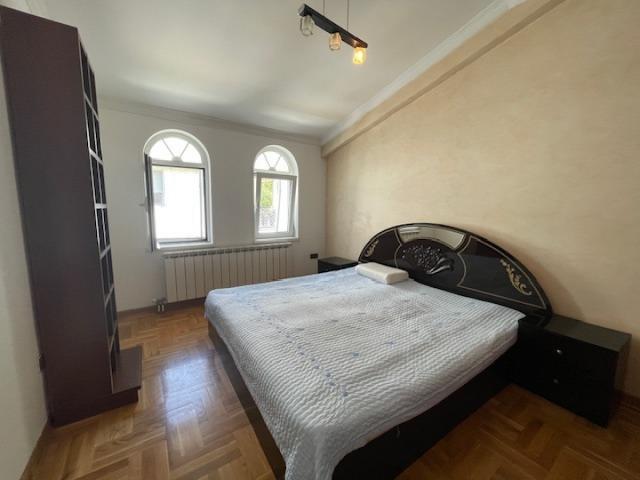 Super price for flat on Dedinje