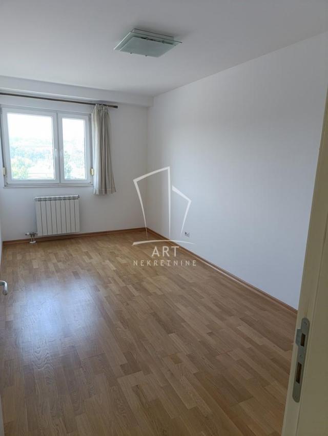 Franš, Bokeljska, 88m2 ID#8203