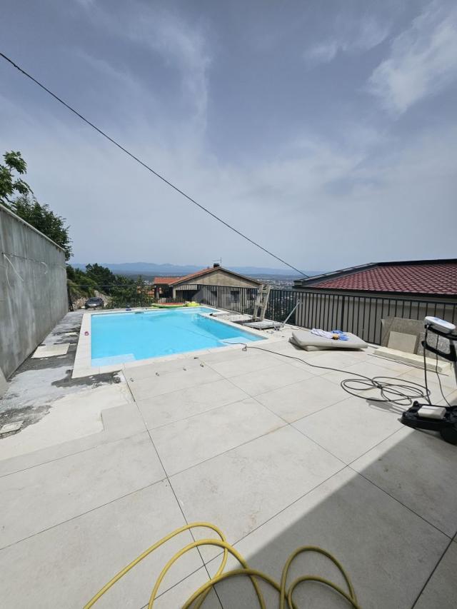 OPATIJA, BREGI - detached house 180m2 with a panoramic view of the sea + garden 600m2