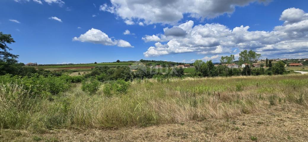 ISTRIA, VIŽINADA - Building plot with an open view