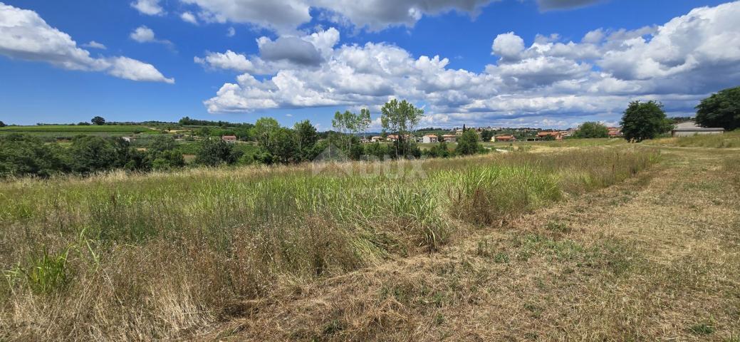 ISTRIA, VIŽINADA - Building plot with an open view