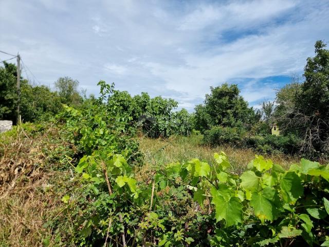 ISTRIEN, LABIN - Geräumiges Grundstück mit Panoramablick