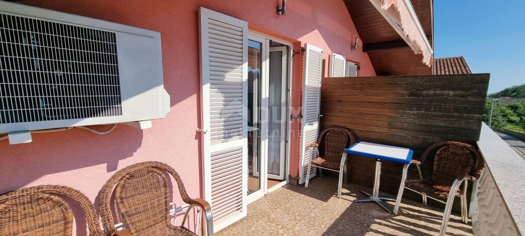 NOVI VINODOLSKI - Apartments and business premises in a quiet location near the sea