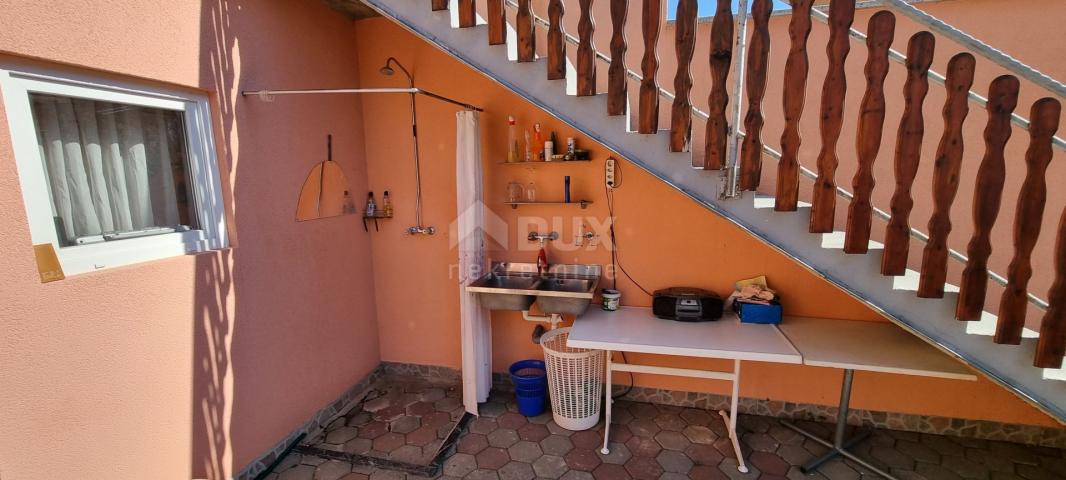 NOVI VINODOLSKI - Apartments and business premises in a quiet location near the sea