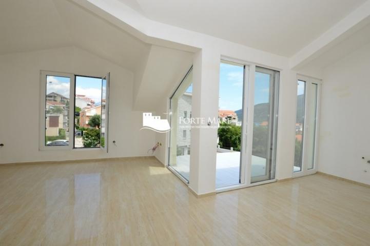 Apartment for sale in Djenovici, municipality of Herceg Novi