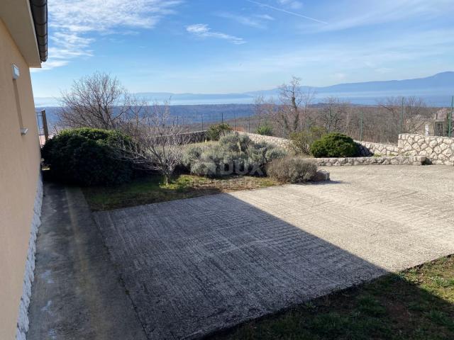 RIJEKA, ŠMRIKA - VILLA WITH POOL AND SEA VIEW!!! OPPORTUNITY!!!