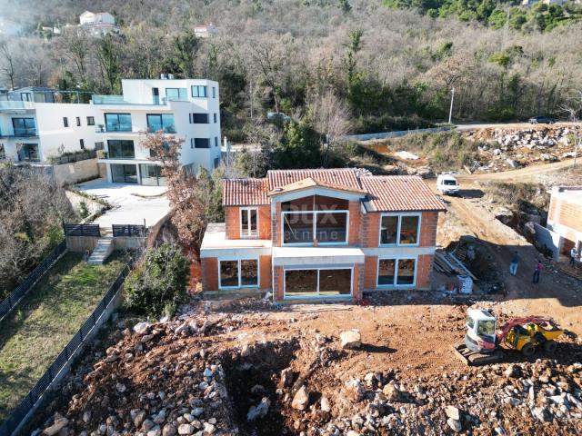 OPATIJA, LOVRAN, IKA - Villa 230 m2 mit Panoramablick auf das Meer und Swimmingpool + angelegter Gar