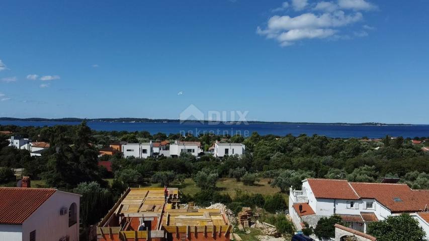  ISTRA, PEROJ - Vila s pogledom na more - 450 metara od plaže!